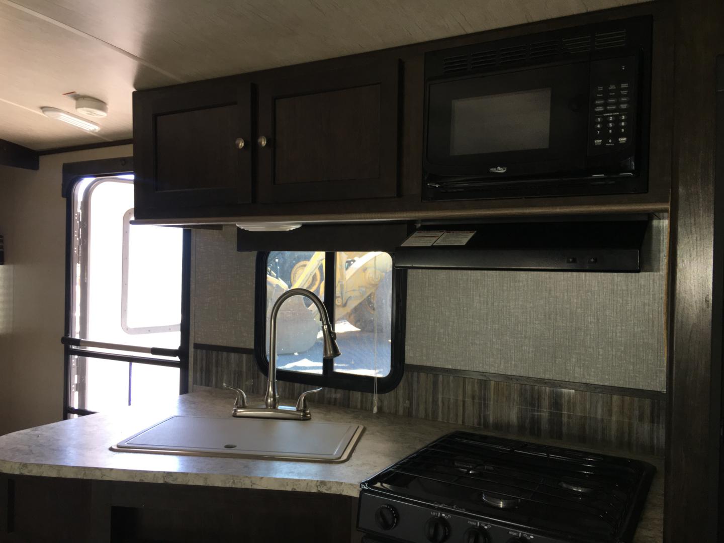 ./imagenes/INVOICE/2019/17127/CASA RODANTE CRUISER RV (25).JPG